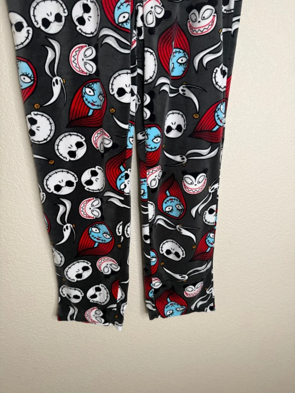 Black Jack Skellington & Sally Pajama Pants Women’s Small - Picture 3 of 6